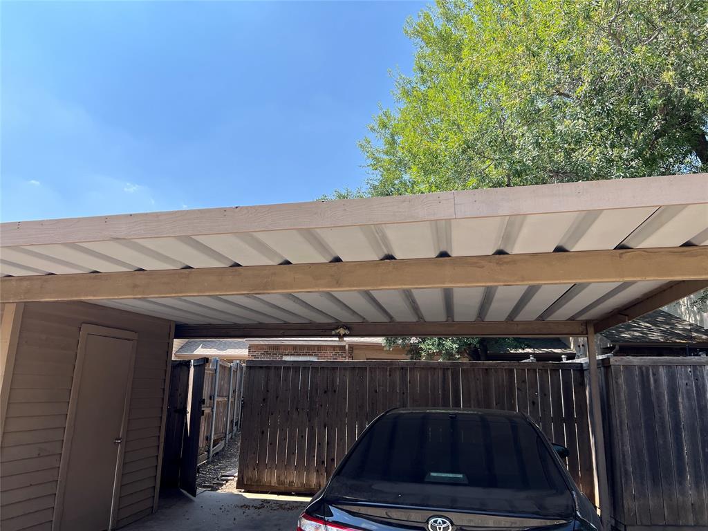 Creekbend Twnhms - Residential Lease