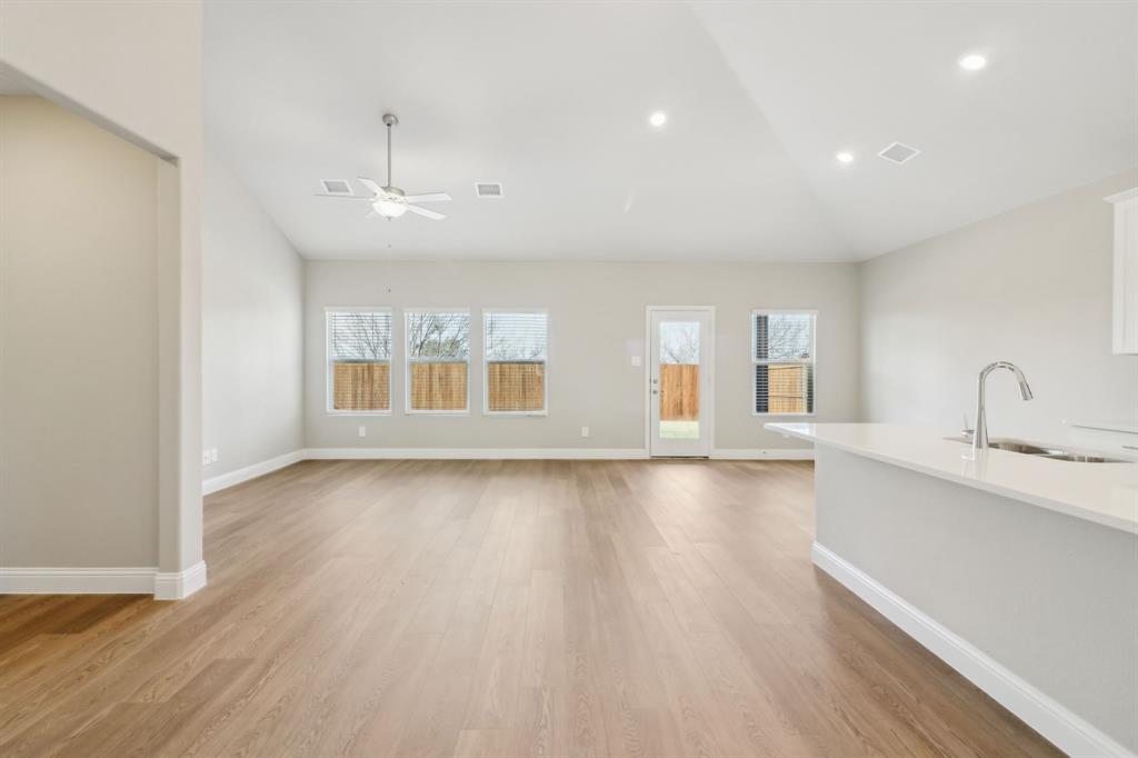 2119 Mustang Way