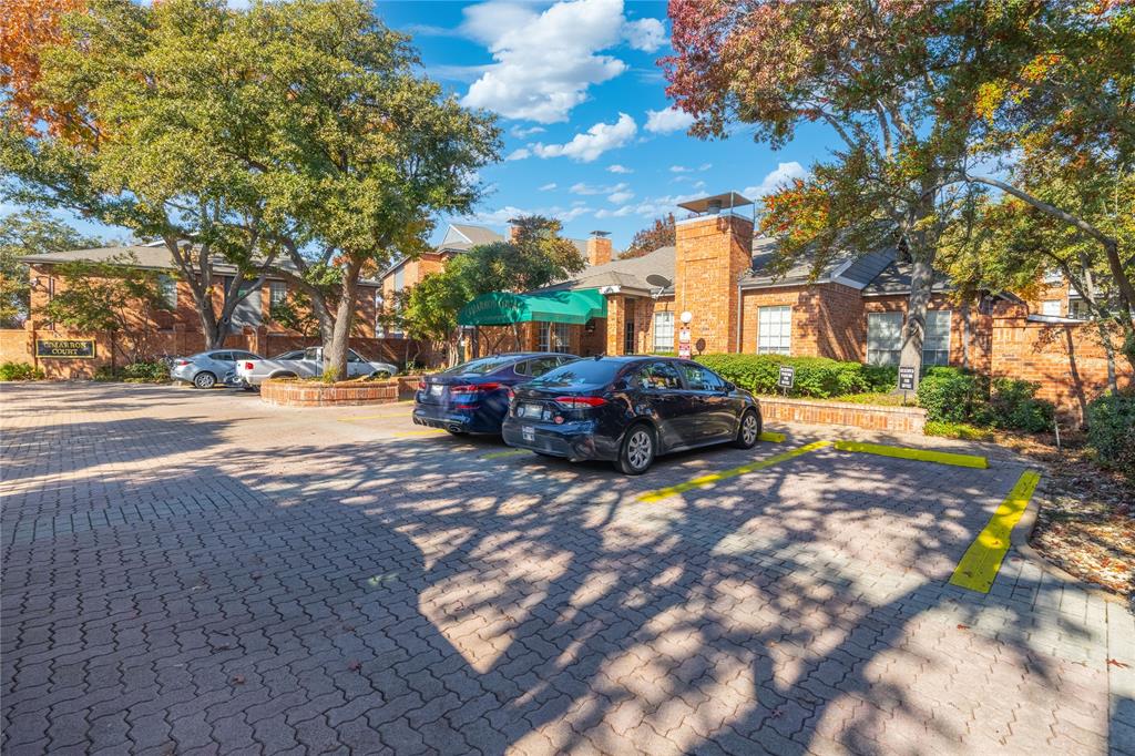 Cimarron Court Condo Ph 1 - Residential