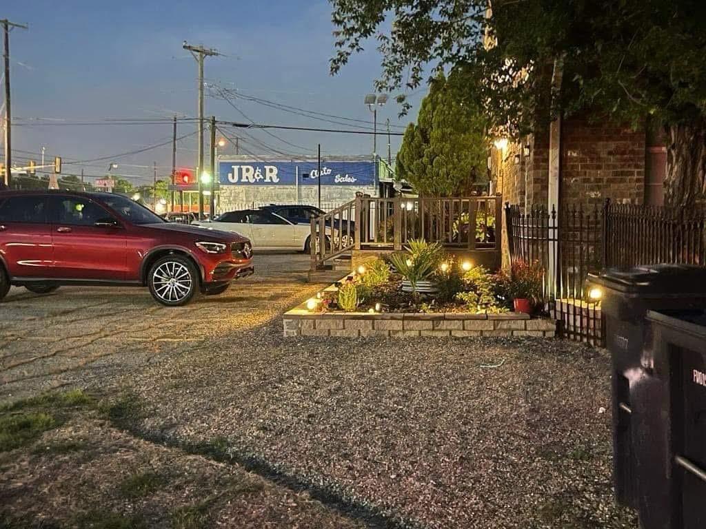 2340 N Chandler Drive E