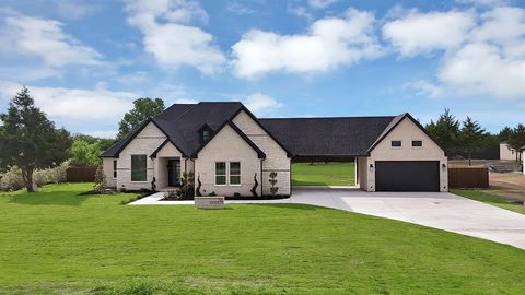 710 Gibson Road Waxahachie TX 75165