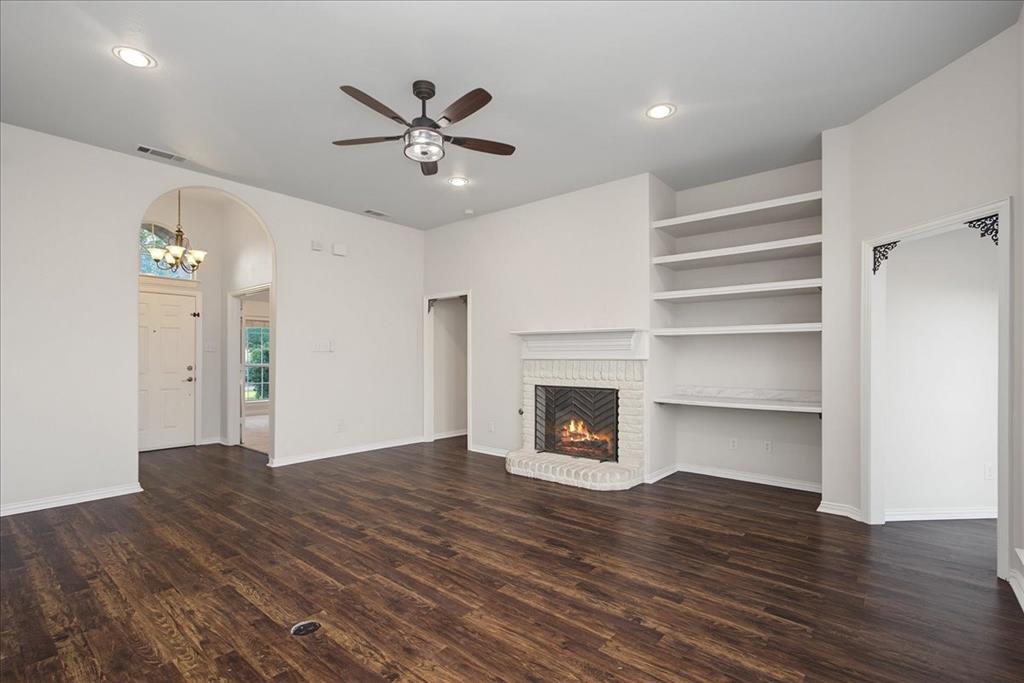 521 Acorn Court