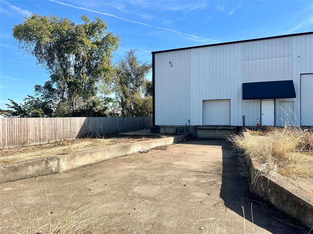 ABST 685 TR 5A A J PATTON - Commercial Sale