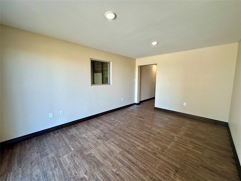 ABST 685 TR 5A A J PATTON - Commercial Sale