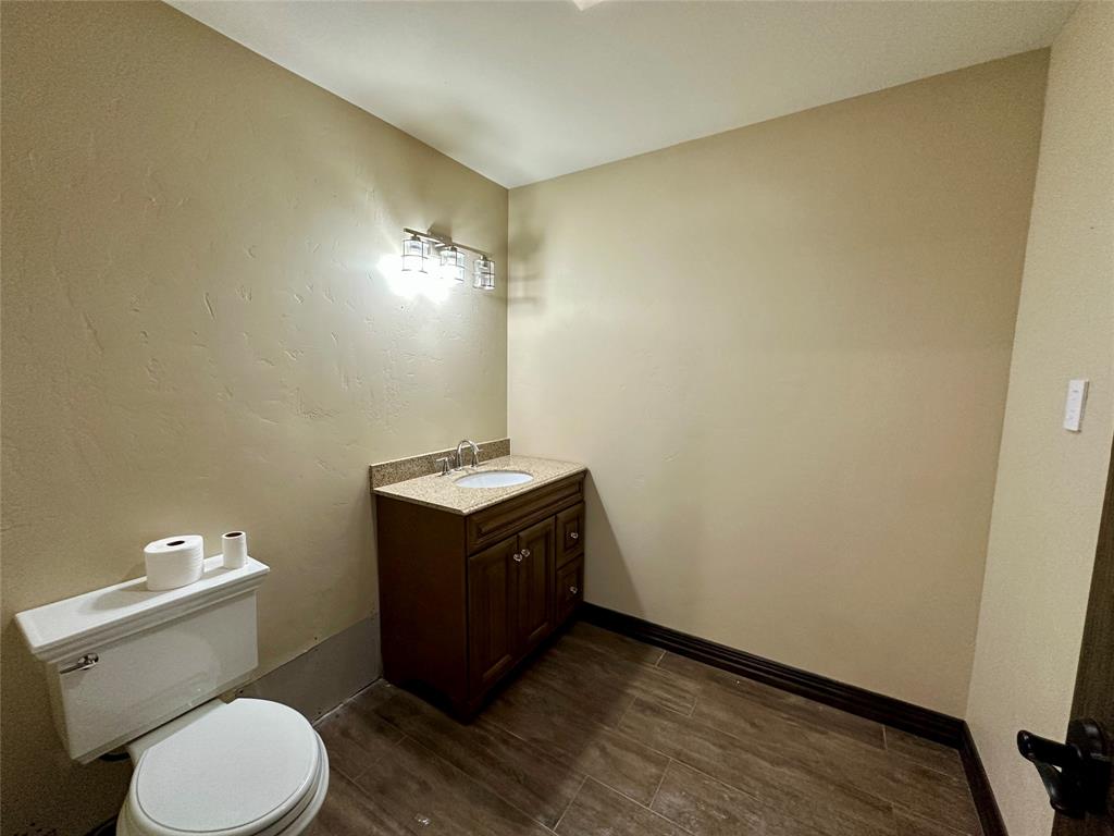 ABST 685 TR 5A A J PATTON - Commercial Sale