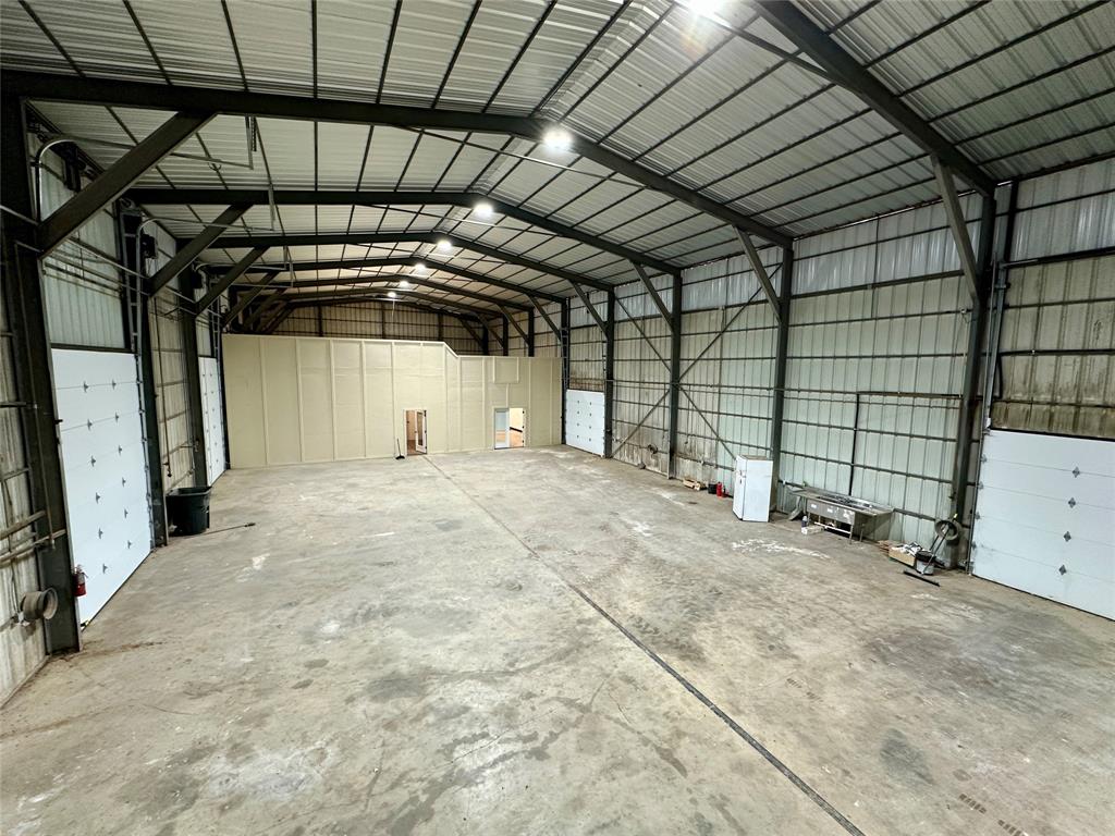 ABST 685 TR 5A A J PATTON - Commercial Sale