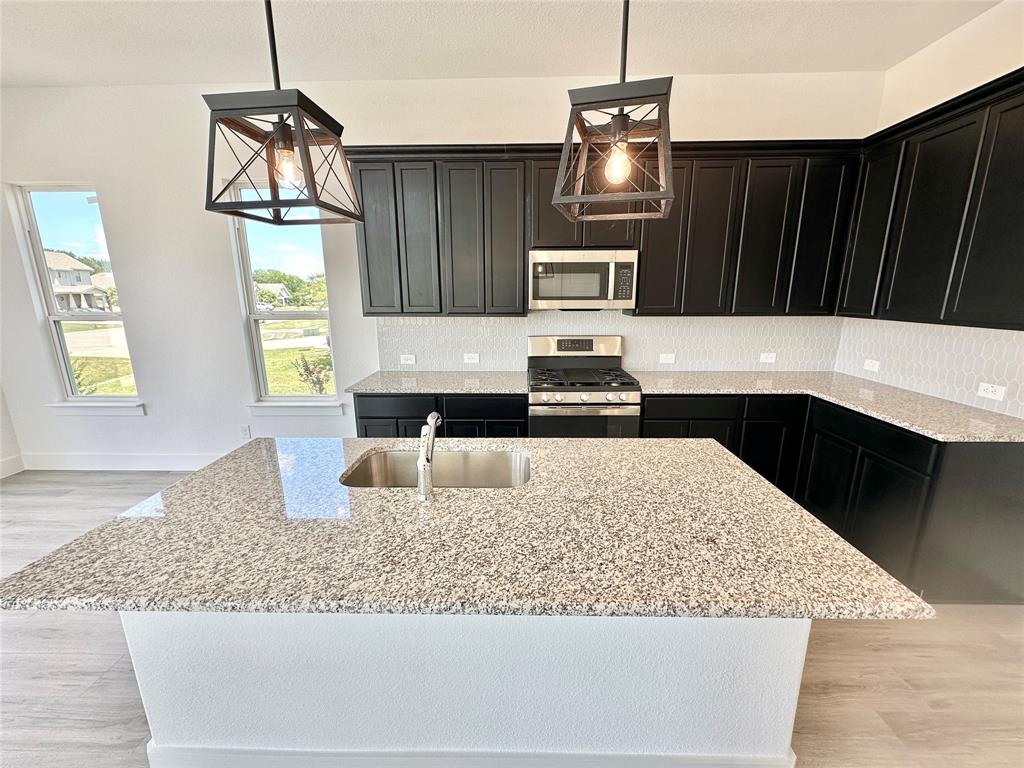 1432 Bluebonnet Boulevard