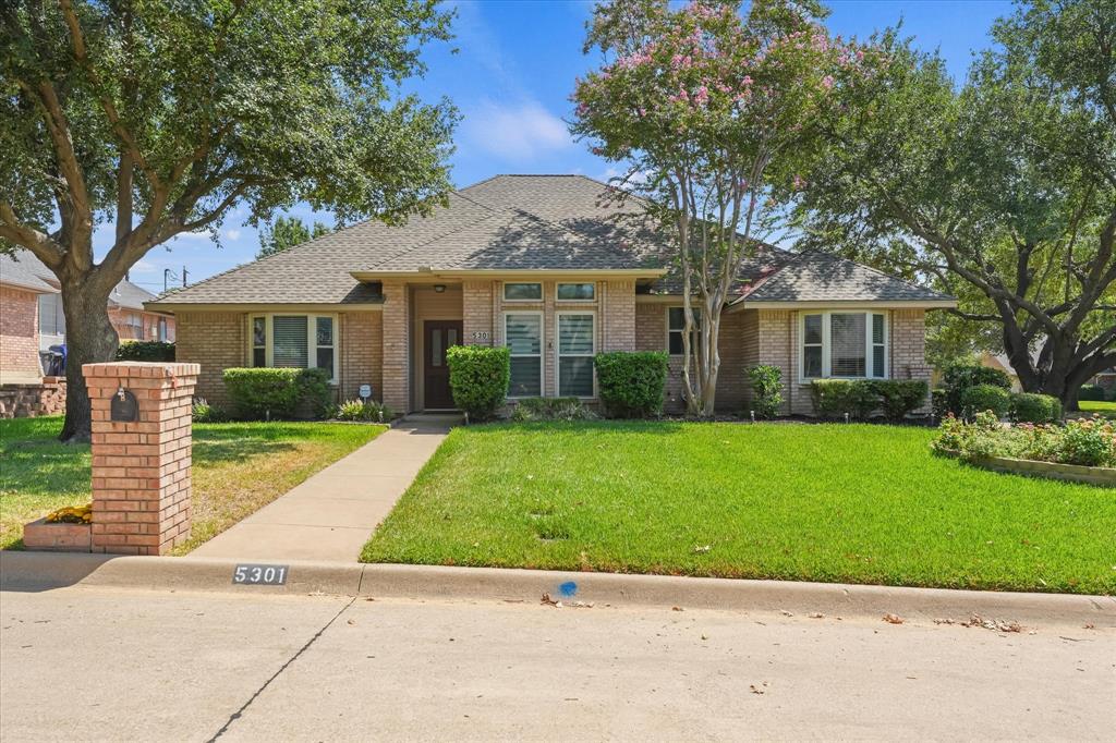 5301 Bugle Lane