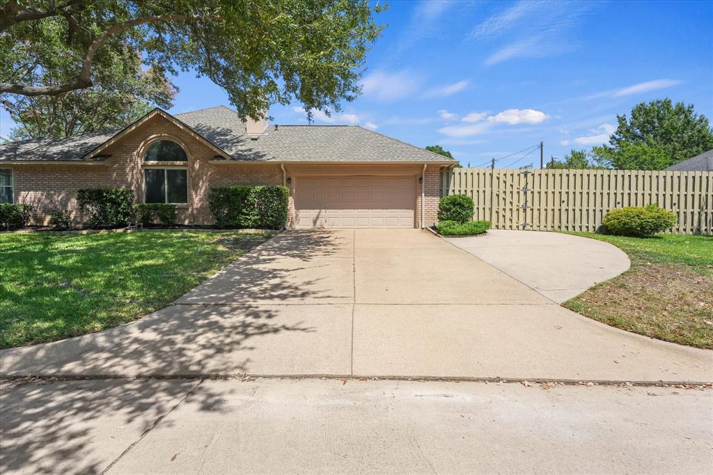 5301 Bugle Lane