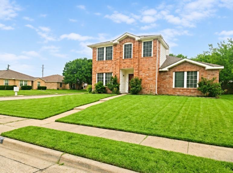 2471 Mallory Lane