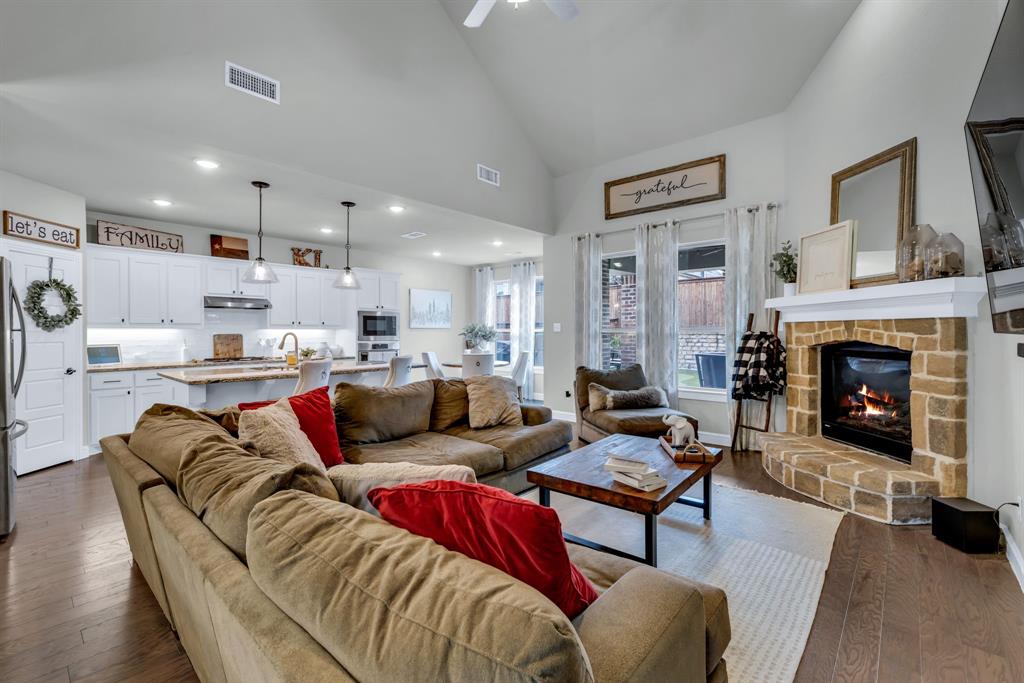 4138 Patterson Lane