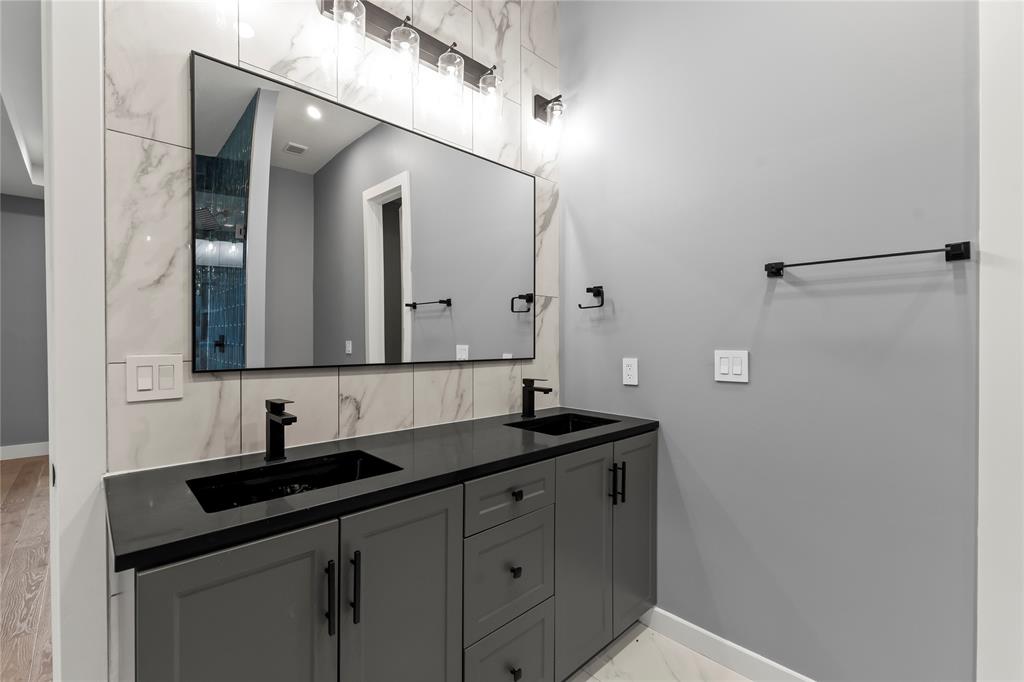 Edgewater - Residential