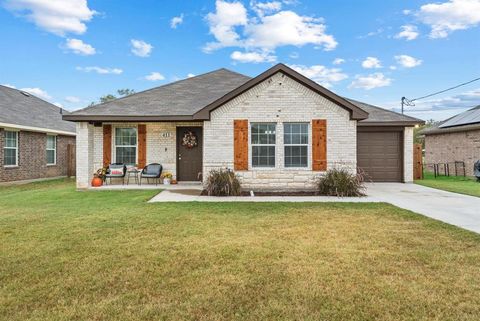 A home in Mineral Wells