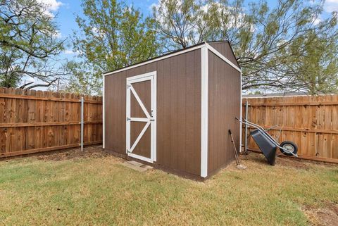 A home in Mineral Wells