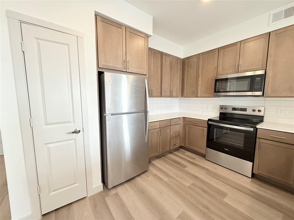 3900 pga Parkway 2302