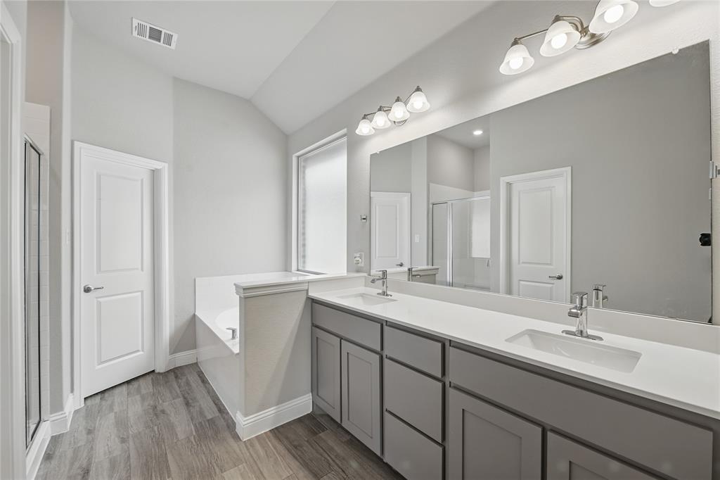 Hickory Creek, Texas 75065, United States, 4 Bedrooms Bedrooms, ,2 BathroomsBathrooms,Residential,Active,144644