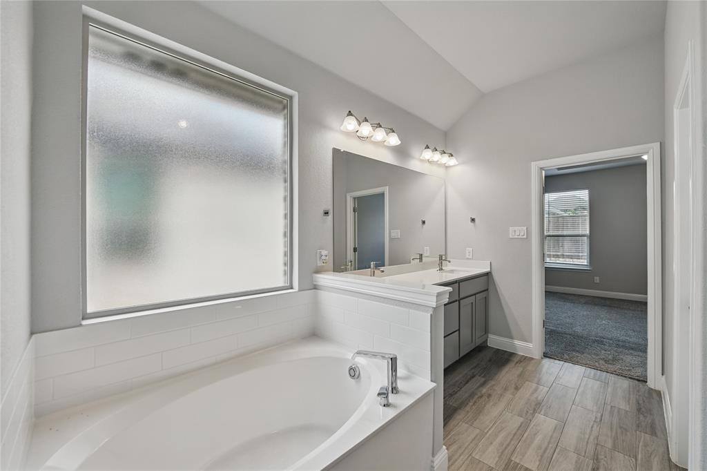 Hickory Creek, Texas 75065, United States, 4 Bedrooms Bedrooms, ,2 BathroomsBathrooms,Residential,Active,144644