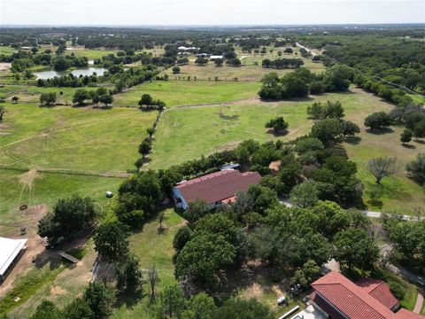 Tiny photo for 1718 E Jeter Road, Bartonville, TX 76226 (MLS # 20999972)