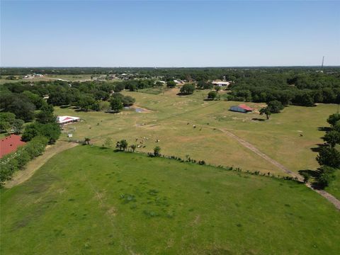 Tiny photo for 1718 E Jeter Road, Bartonville, TX 76226 (MLS # 20999972)