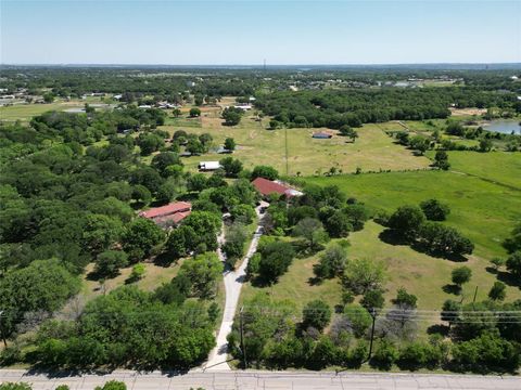 Tiny photo for 1718 E Jeter Road, Bartonville, TX 76226 (MLS # 20999972)