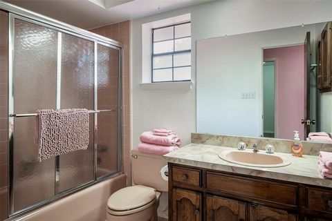 Tiny photo for 1718 E Jeter Road, Bartonville, TX 76226 (MLS # 20999972)