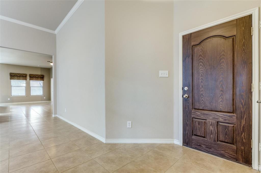 10433 flat creek Trail