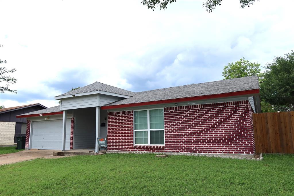 3217 Lariat Lane