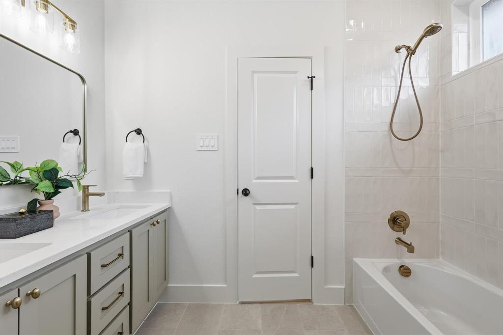 Chamberlain Arlington Heights 2nd - Residential