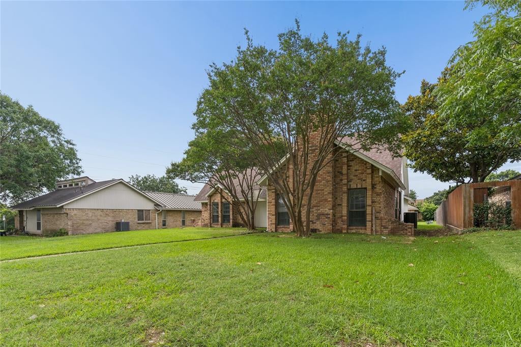 1503 Springtree Circle