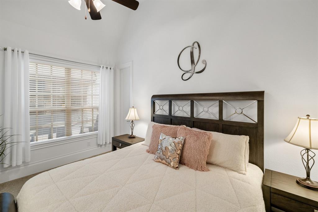 Edgestone At Legacy - Residential