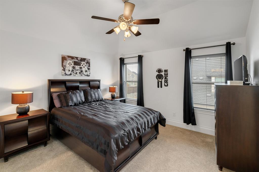 Edgestone At Legacy - Residential