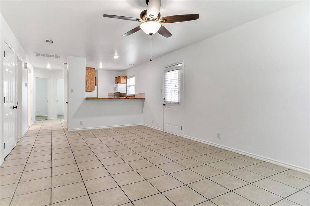 1018 W Coffin Street 102