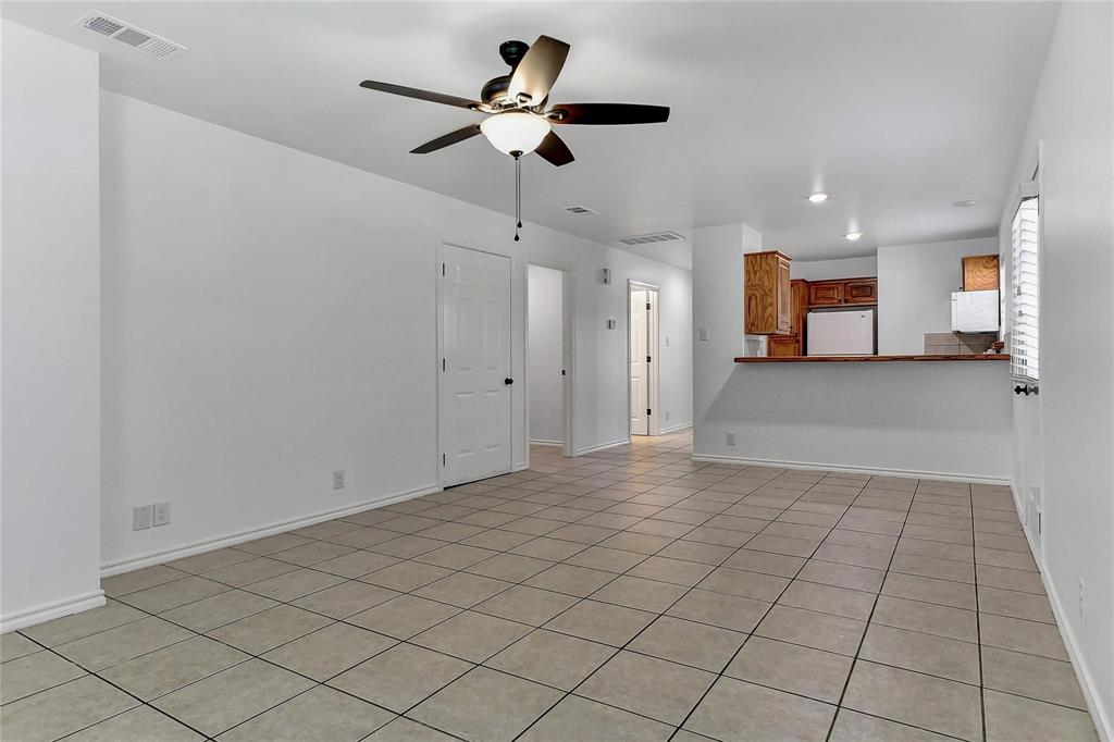 1018 W Coffin Street 102