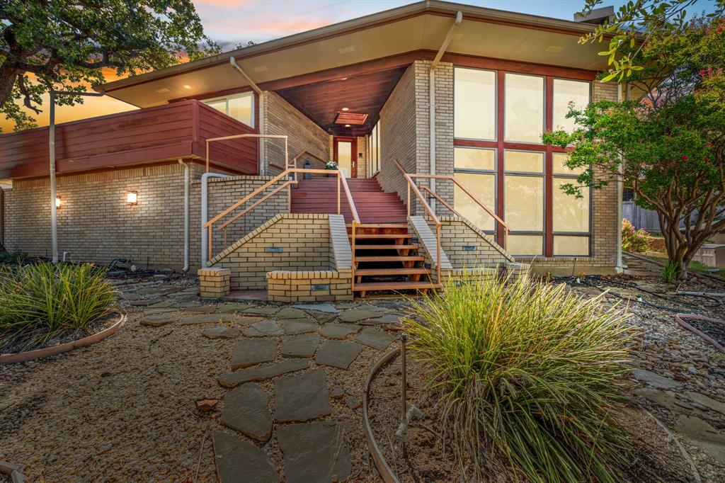 230 Oak Hill Drive