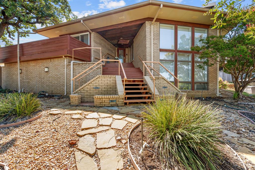 230 Oak Hill Drive