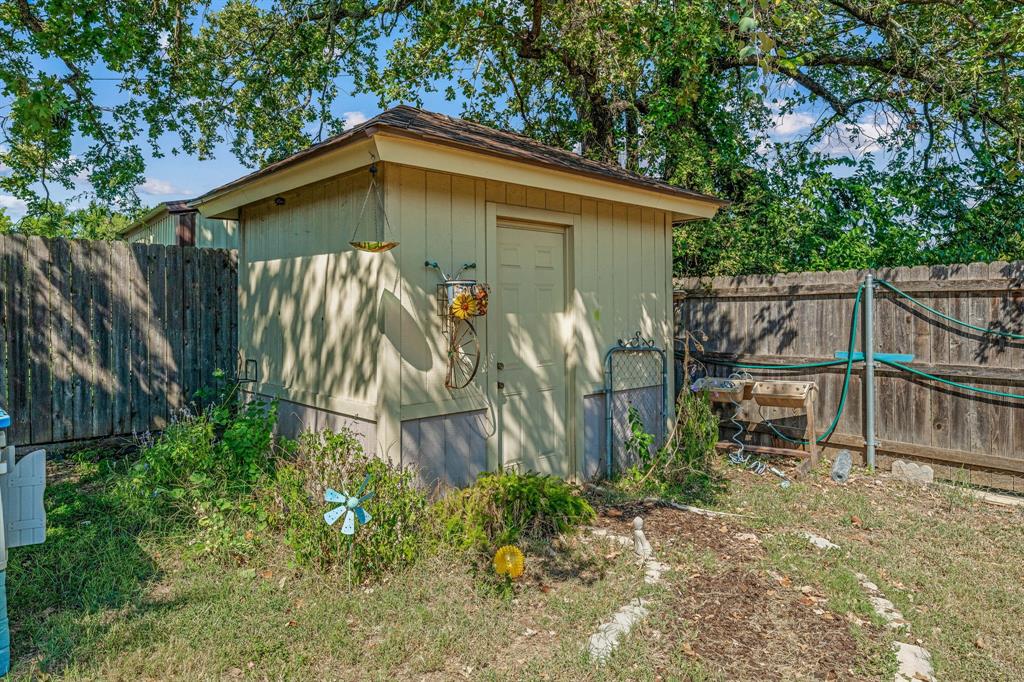 Tanglewood N E Add - Residential