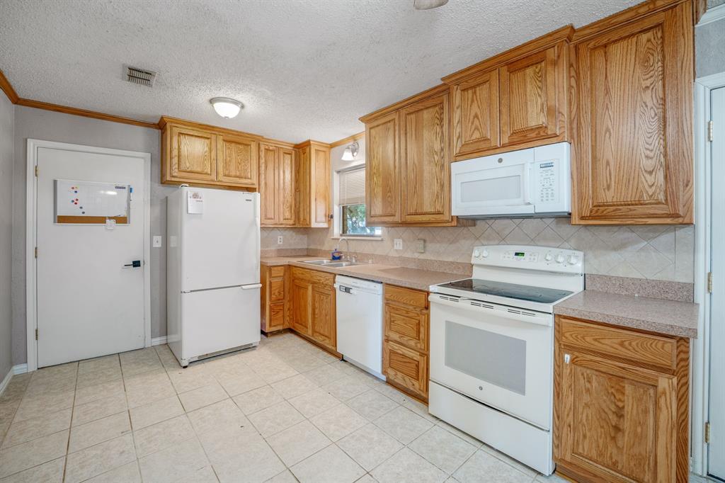 Tanglewood N E Add - Residential