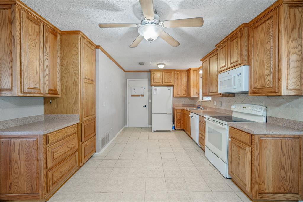 Tanglewood N E Add - Residential