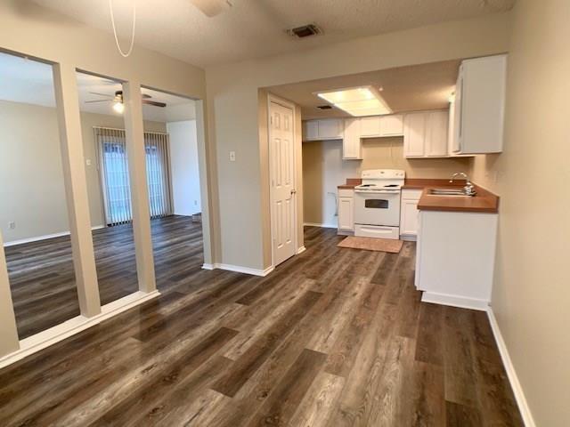 2705 Stanford Street