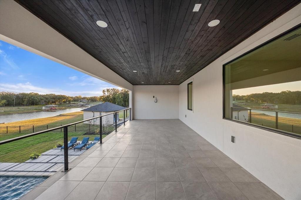Laguna Bay - Residential