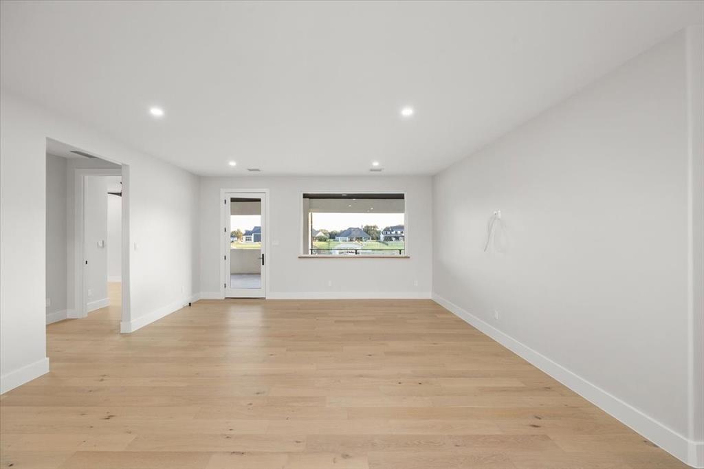 Laguna Bay - Residential