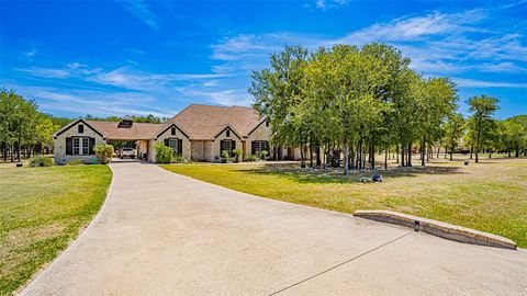 A home in Lipan