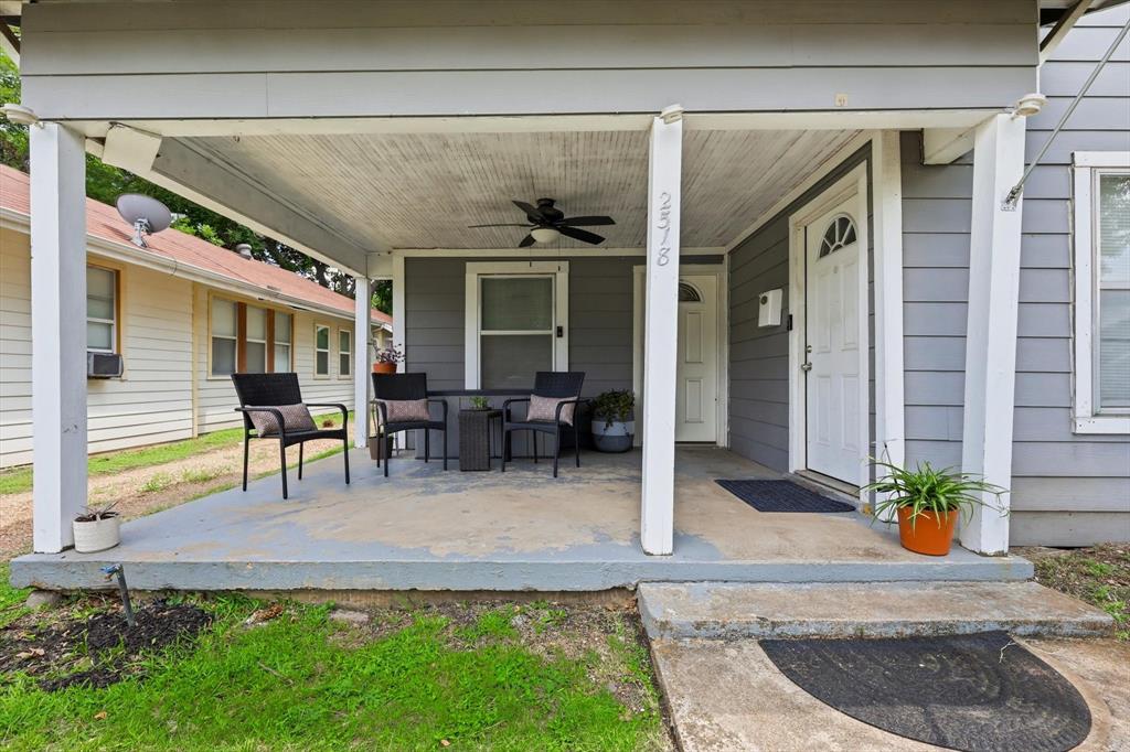 2518 Gladstone Drive