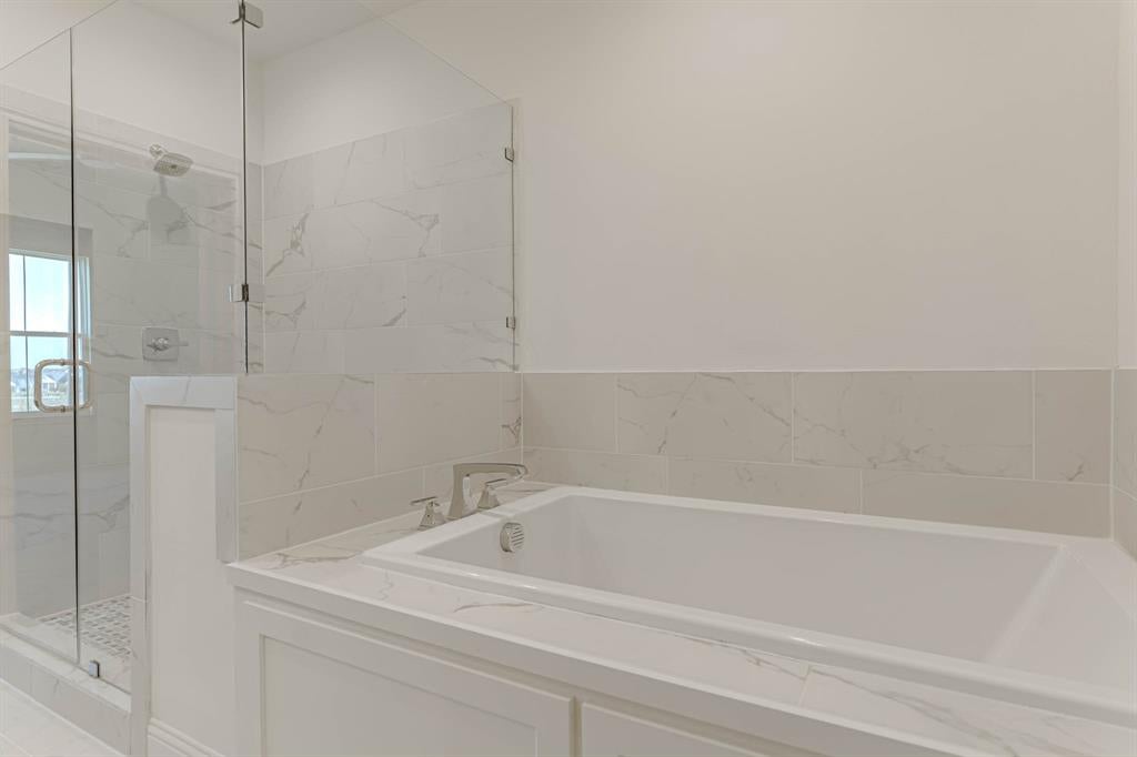 2146 Village Walk Place