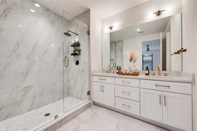 Reagan Street Twnhms - Residential