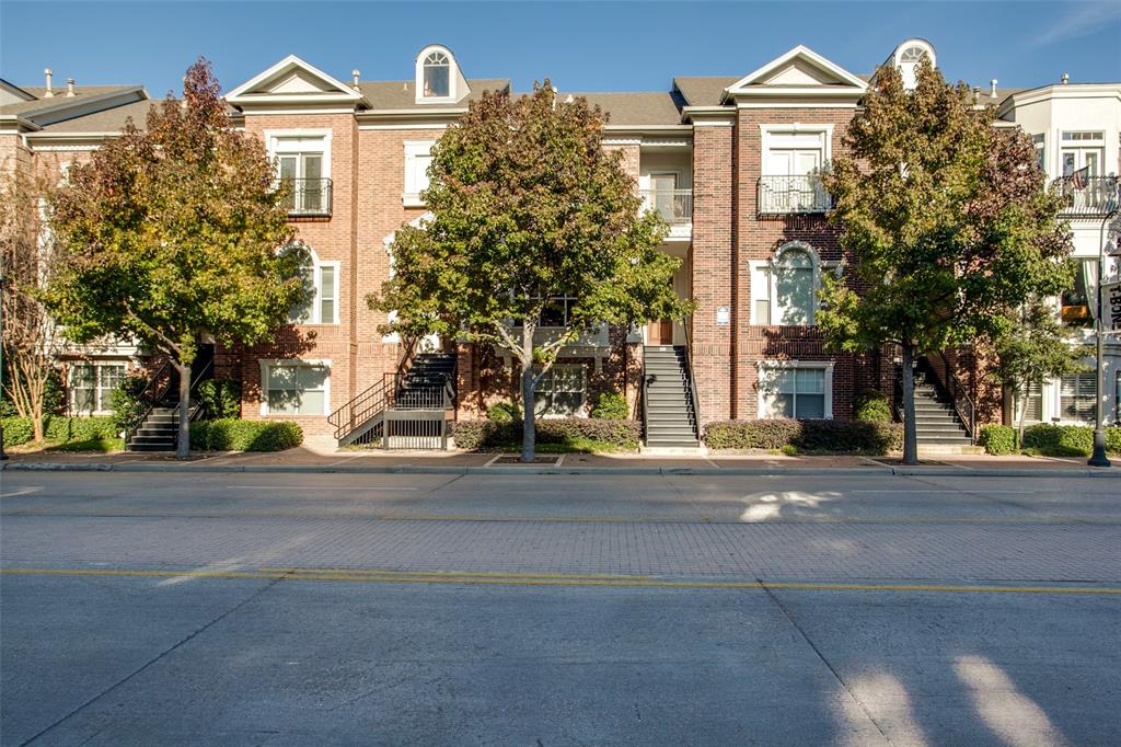 2205 Canton Street 107