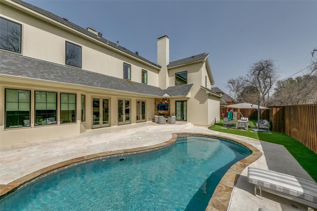 Walnut Crest - Residential