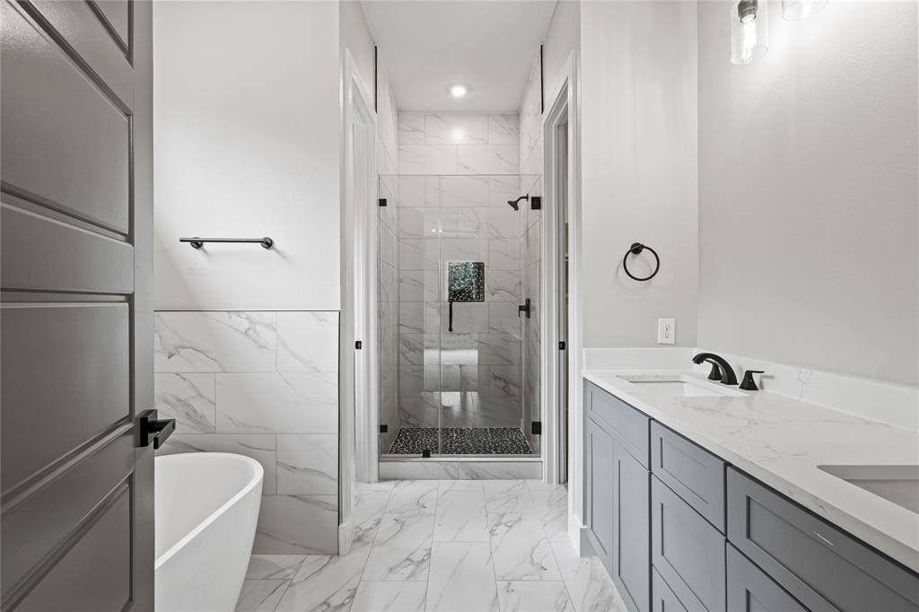 White Bluff #23 - Residential