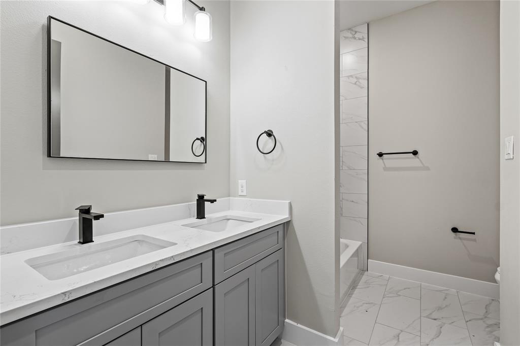 White Bluff #23 - Residential