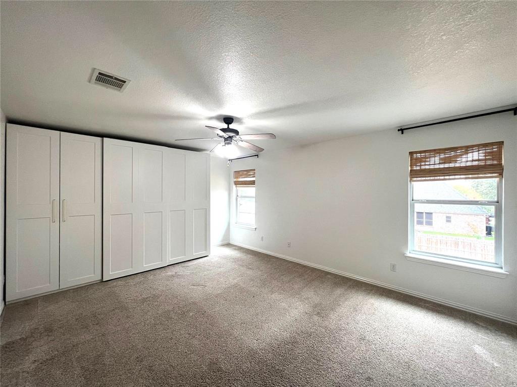 Howards Xing, Amd - Residential